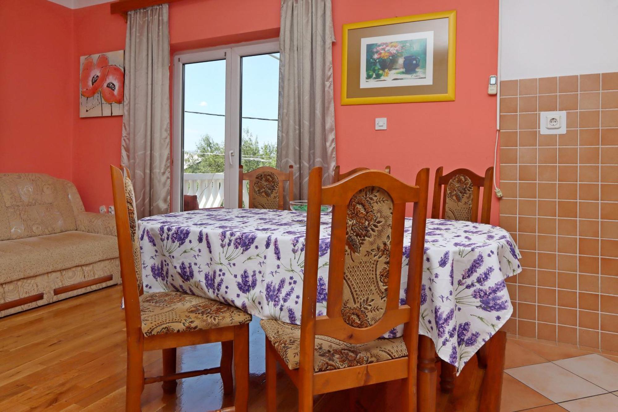 Apartments With A Parking Space Senj - 5571 部屋 写真