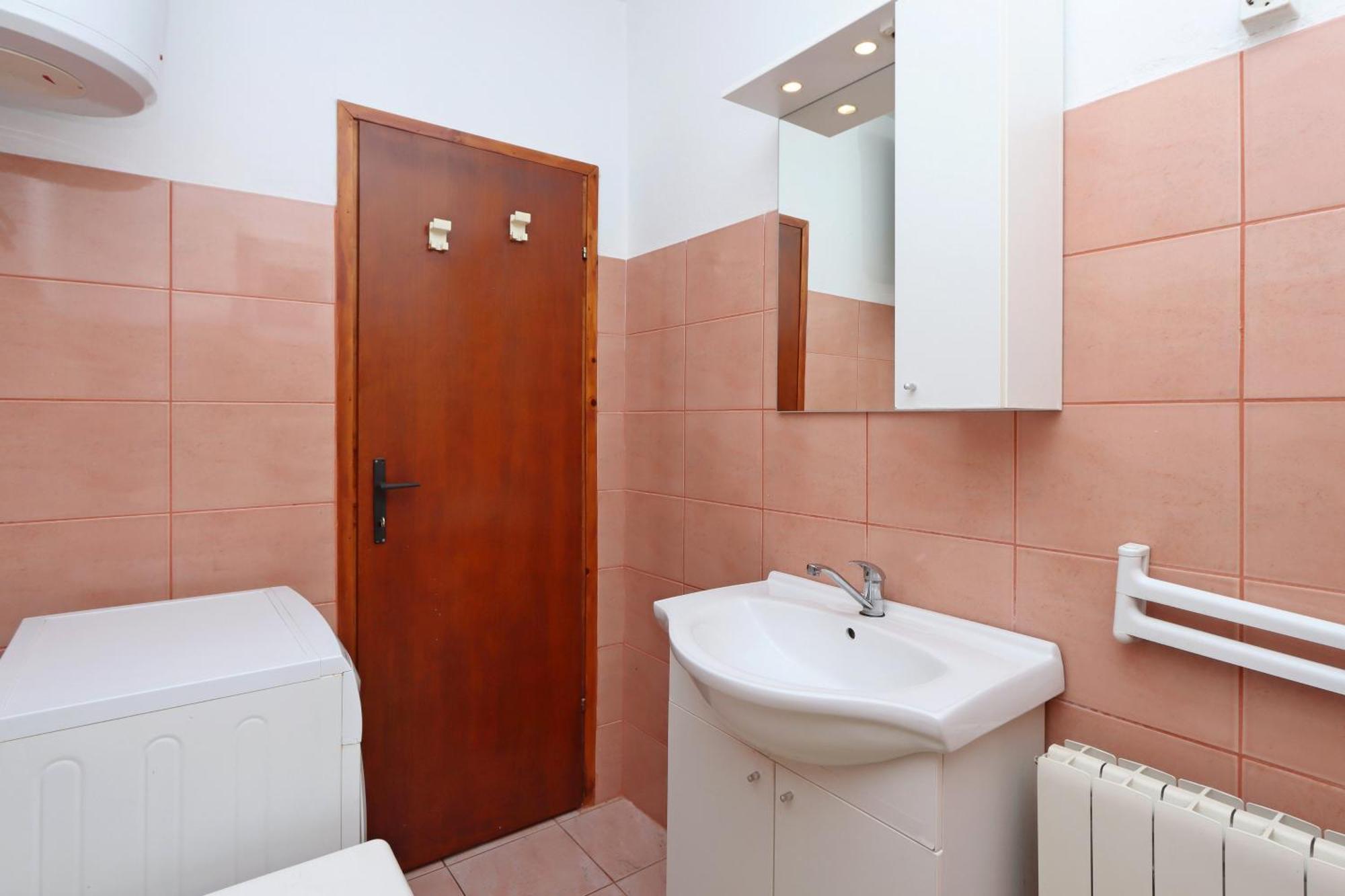 Apartments With A Parking Space Senj - 5571 部屋 写真
