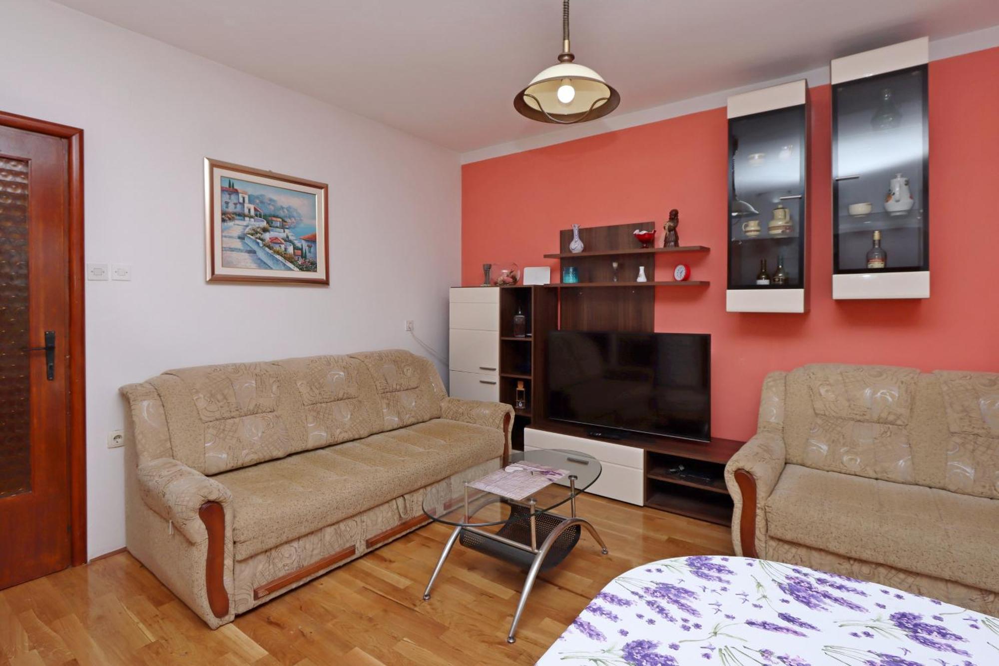 Apartments With A Parking Space Senj - 5571 部屋 写真