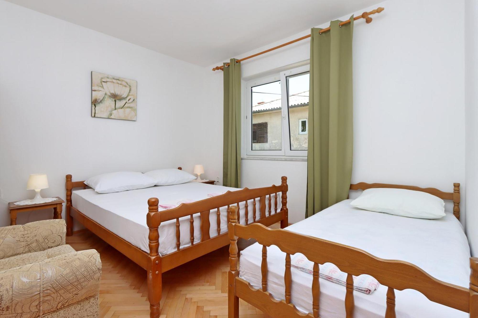 Apartments With A Parking Space Senj - 5571 エクステリア 写真